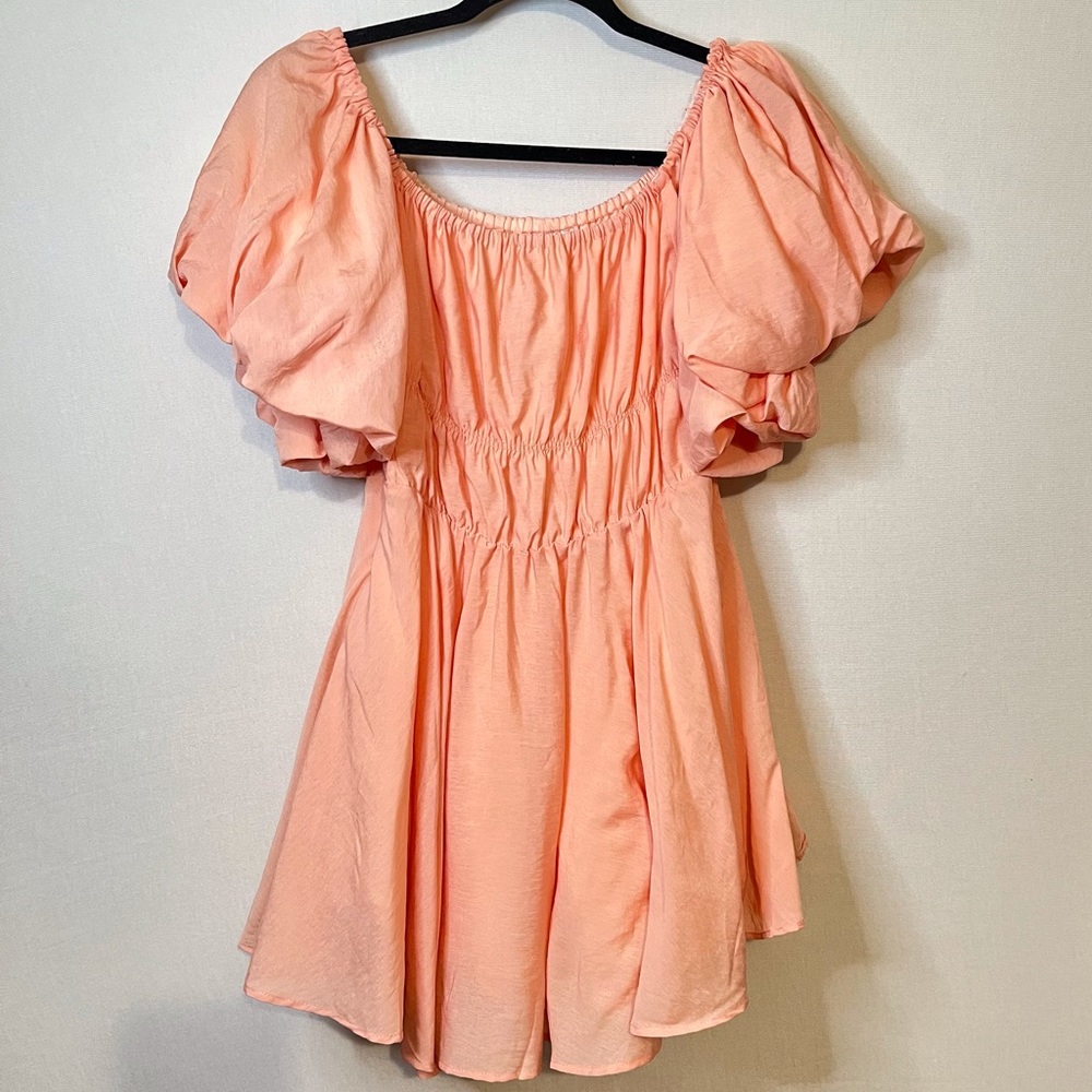Puff Sleeve Peach Dress, New With Tags!